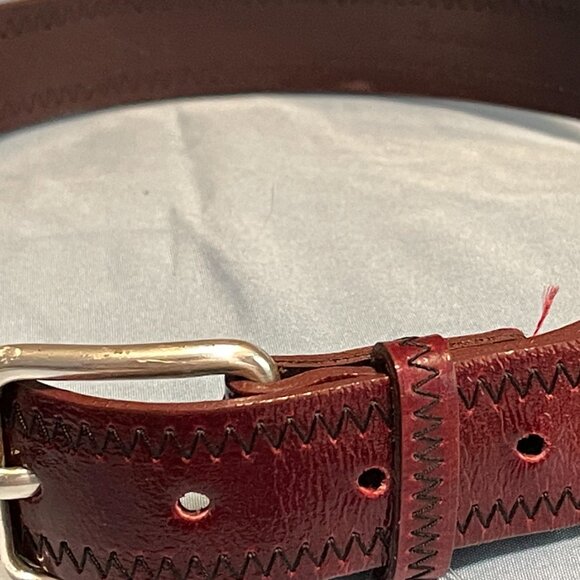 DKNY Women\'s Italian Glazed Calfskin Belt Size Small Wine Colored Leather main image 6